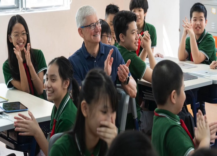 Chuyến thăm Việt Nam của CEO Apple Tim Cook